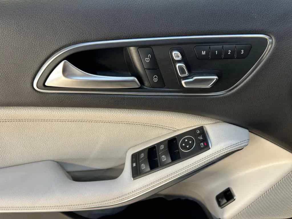 Mercedes-Benz GLA-Class 200 Urban Urban+AHK+Cam+LED+Navi+AUT+Keyl 08/2019-photo-15