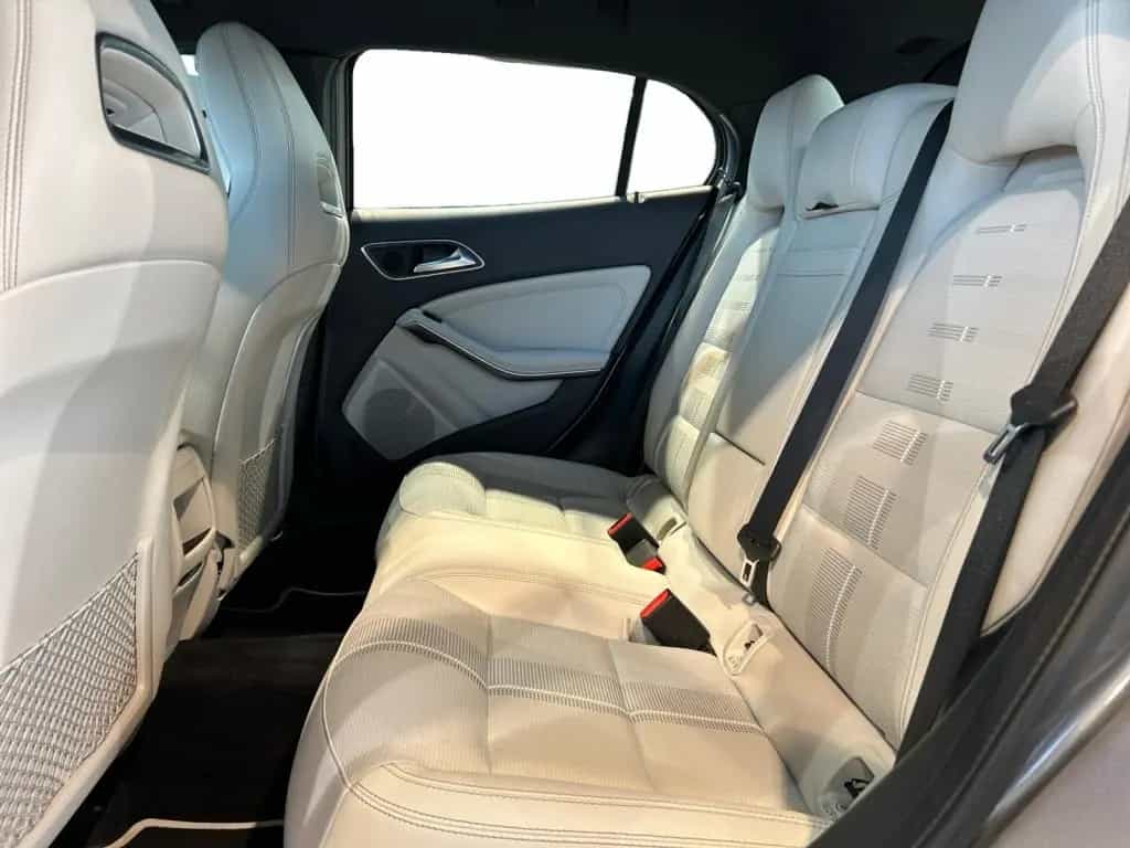 Mercedes-Benz GLA-Class 200 Urban Urban+AHK+Cam+LED+Navi+AUT+Keyl 08/2019-photo-7