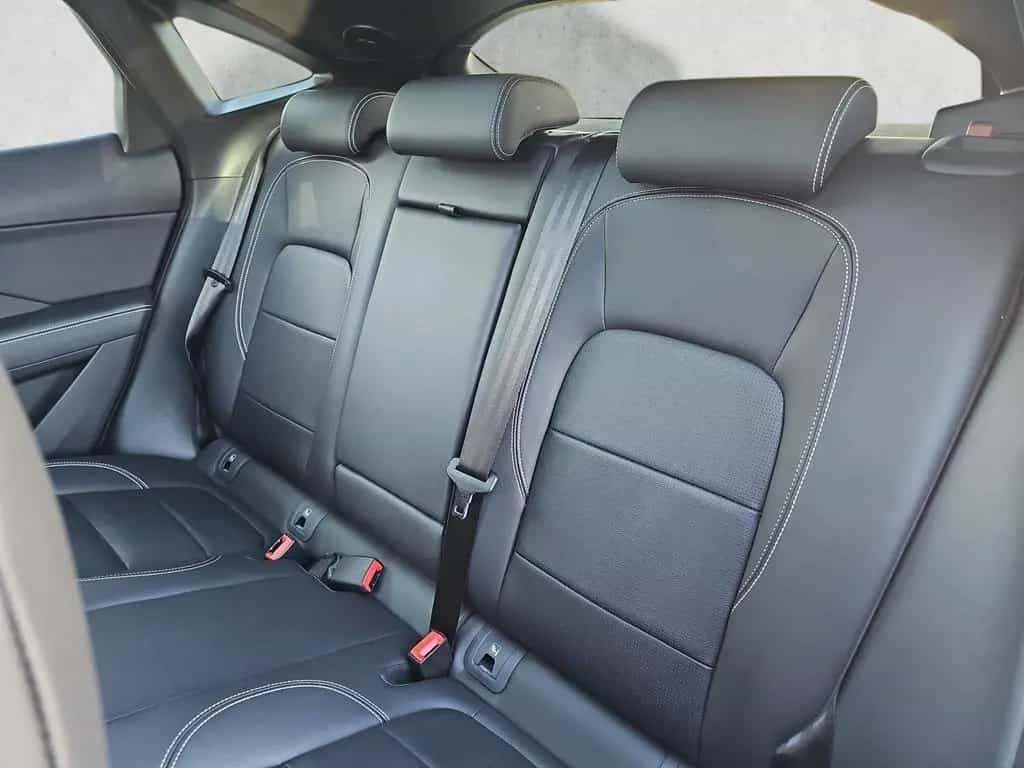 Jaguar E-Pace D200 R-Dyn. SE AWD Kamera Pano Navi AHK 09/2023-photo-19