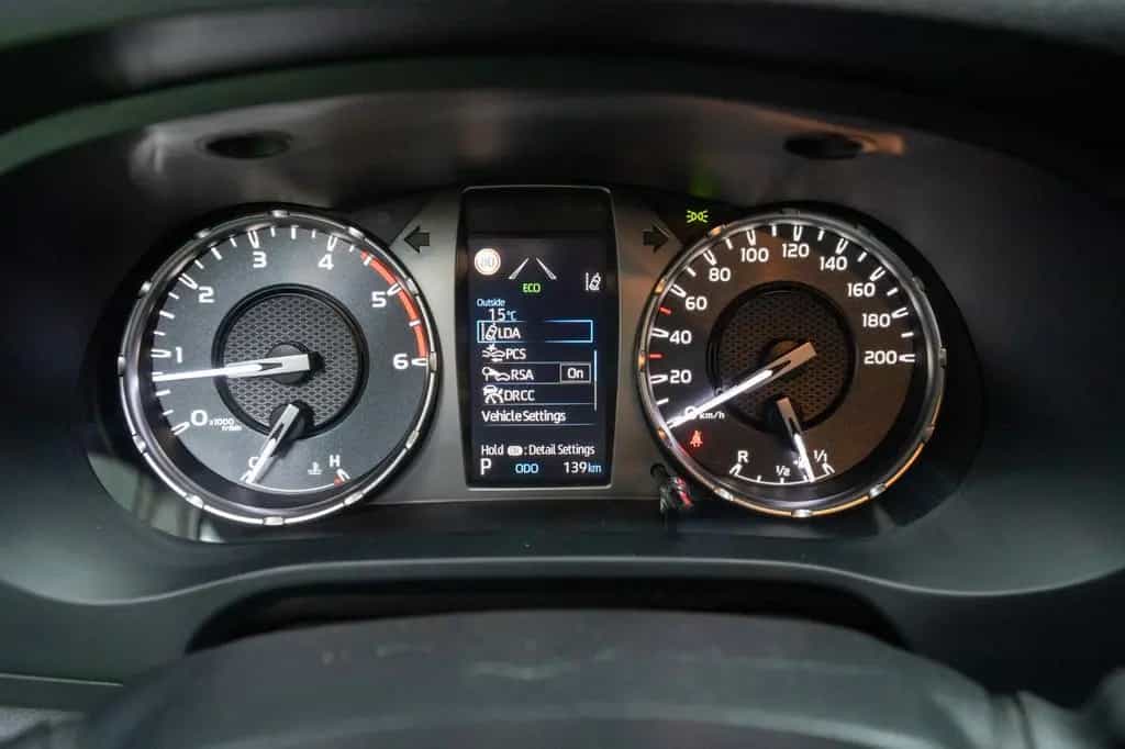 Toyota Hilux 03/2026-photo-11