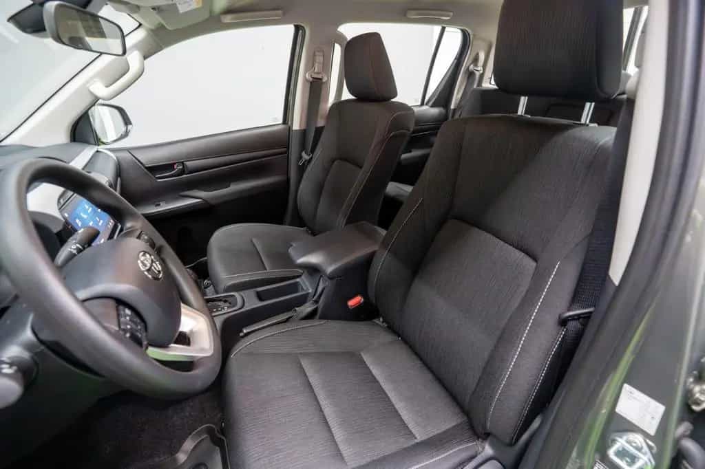Toyota Hilux 03/2026-photo-17