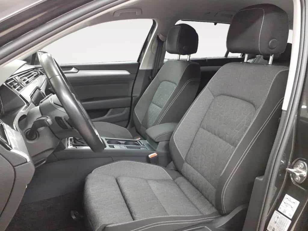 Volkswagen Passat Variant 2.0TSI BMT Business *AHK*Sitzh* 10/2022-photo-7