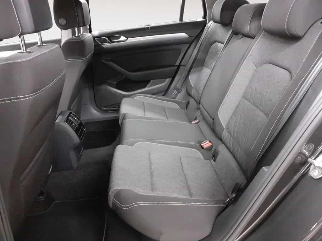 Volkswagen Passat Variant 2.0TSI BMT Business *AHK*Sitzh* 10/2022-photo-8