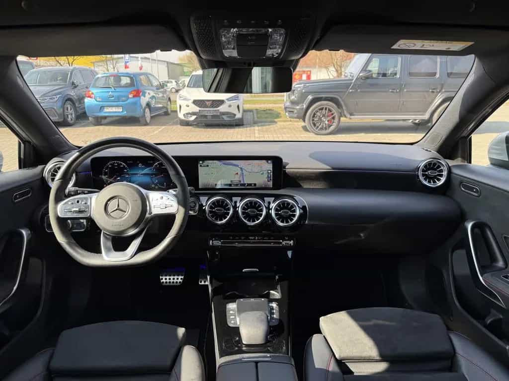 Mercedes-Benz A-Class 250 AMG,Widescreen,Ambiente,R-Kam,LED,3,99% 02/2021-photo-26
