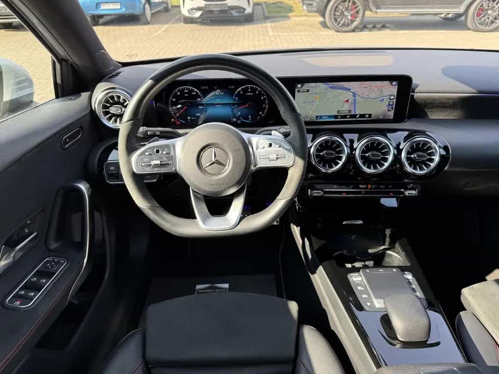 Mercedes-Benz A-Class 250 AMG,Widescreen,Ambiente,R-Kam,LED,3,99% 02/2021-photo-27