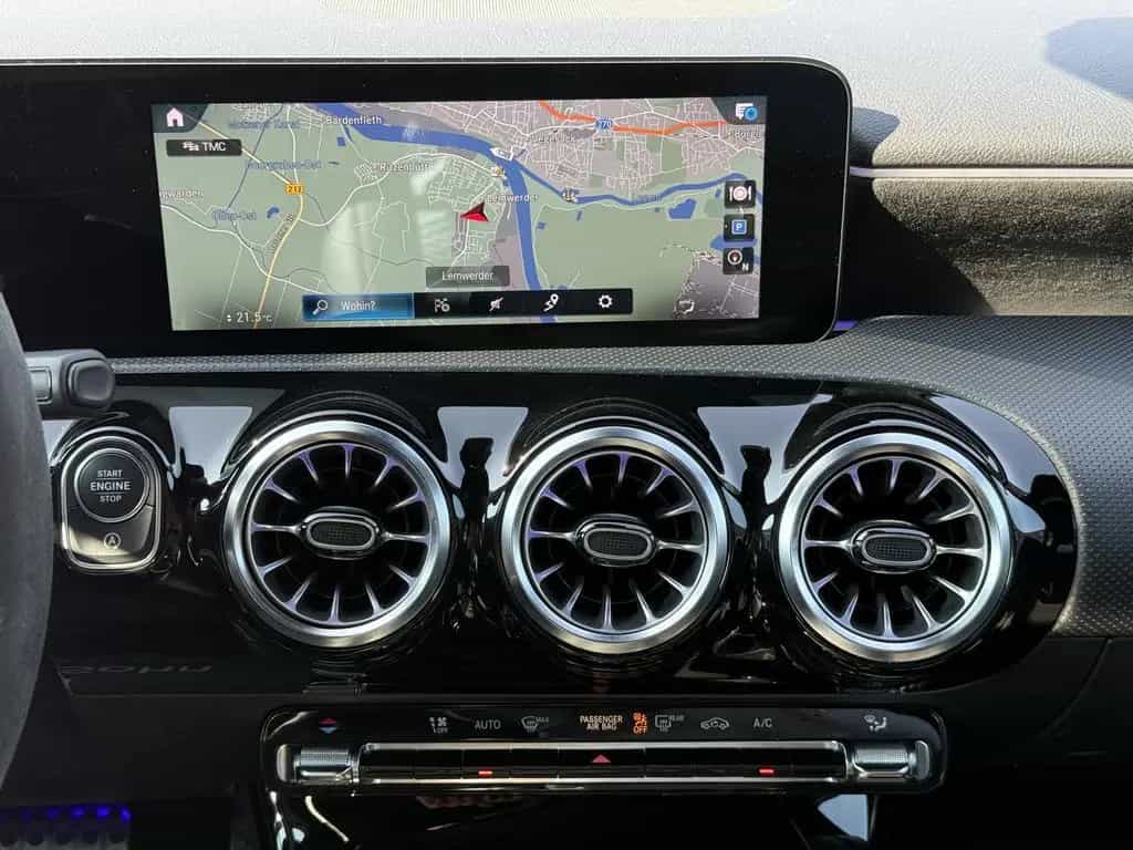 Mercedes-Benz A-Class 250 AMG,Widescreen,Ambiente,R-Kam,LED,3,99% 02/2021-photo-33