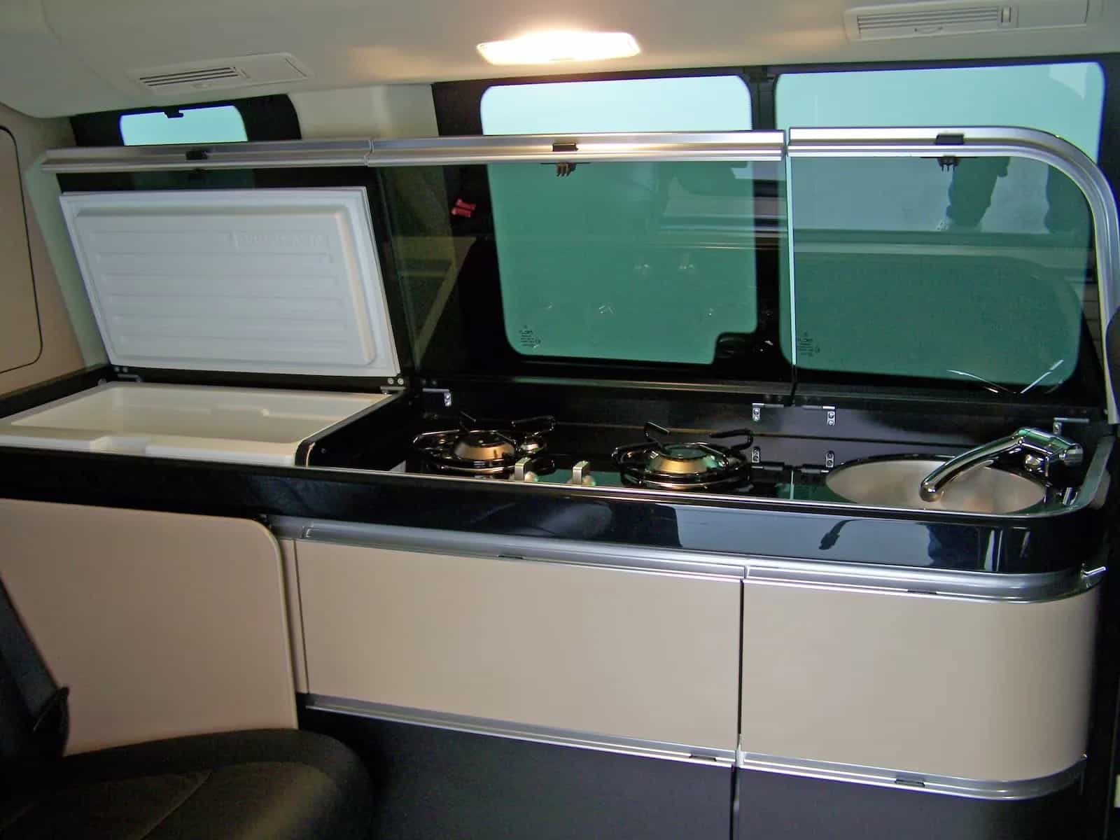 Mercedes-Benz V-Class 300 08/2021-photo-9