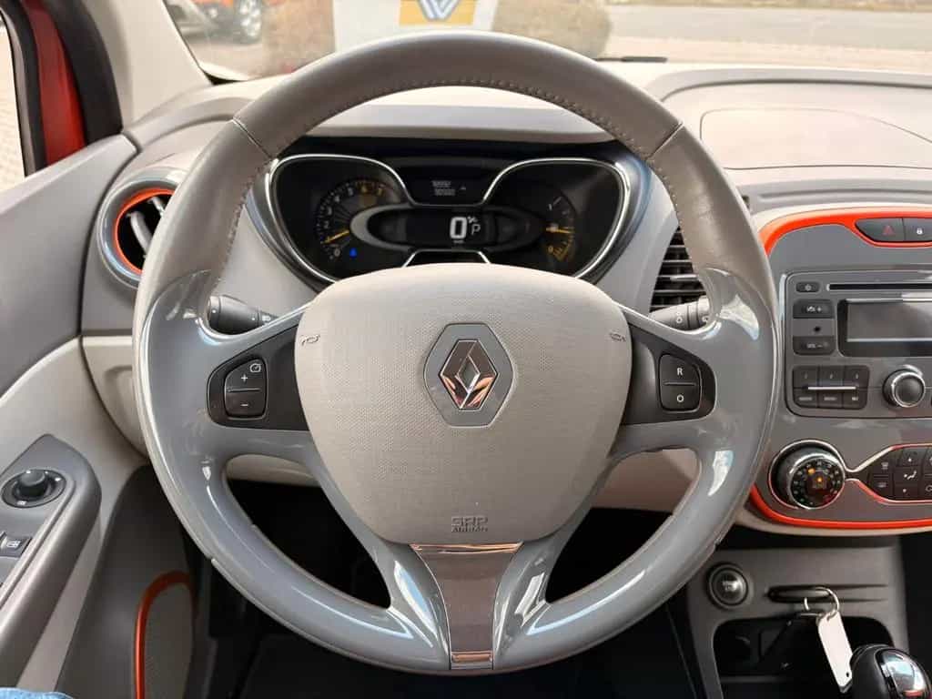 Renault Captur Dynamique 09/2016-photo-10