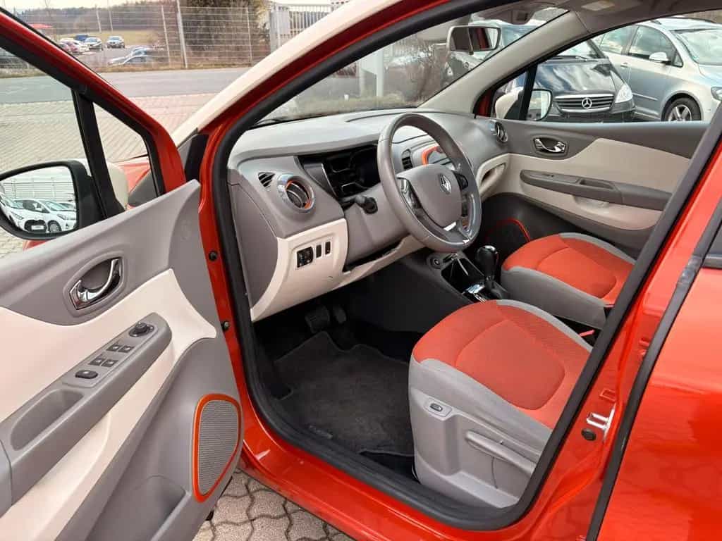 Renault Captur Dynamique 09/2016-photo-14