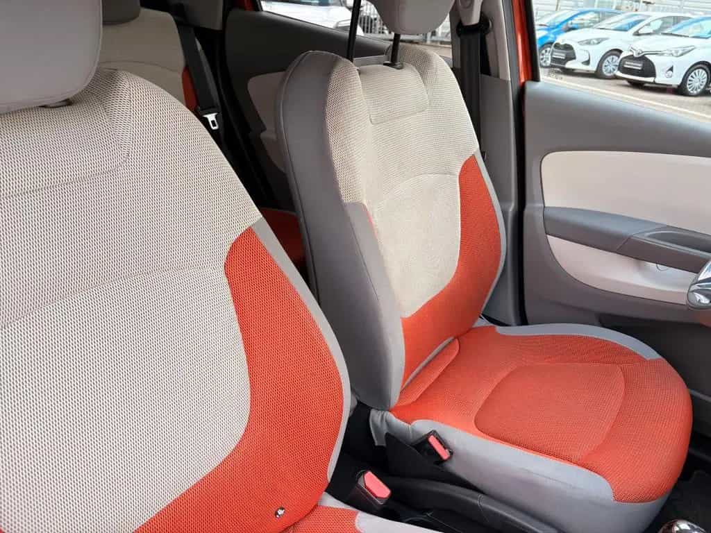 Renault Captur Dynamique 09/2016-photo-18
