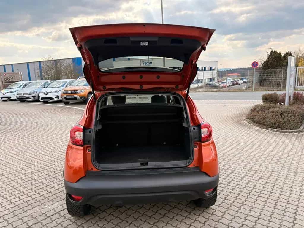 Renault Captur Dynamique 09/2016-photo-19