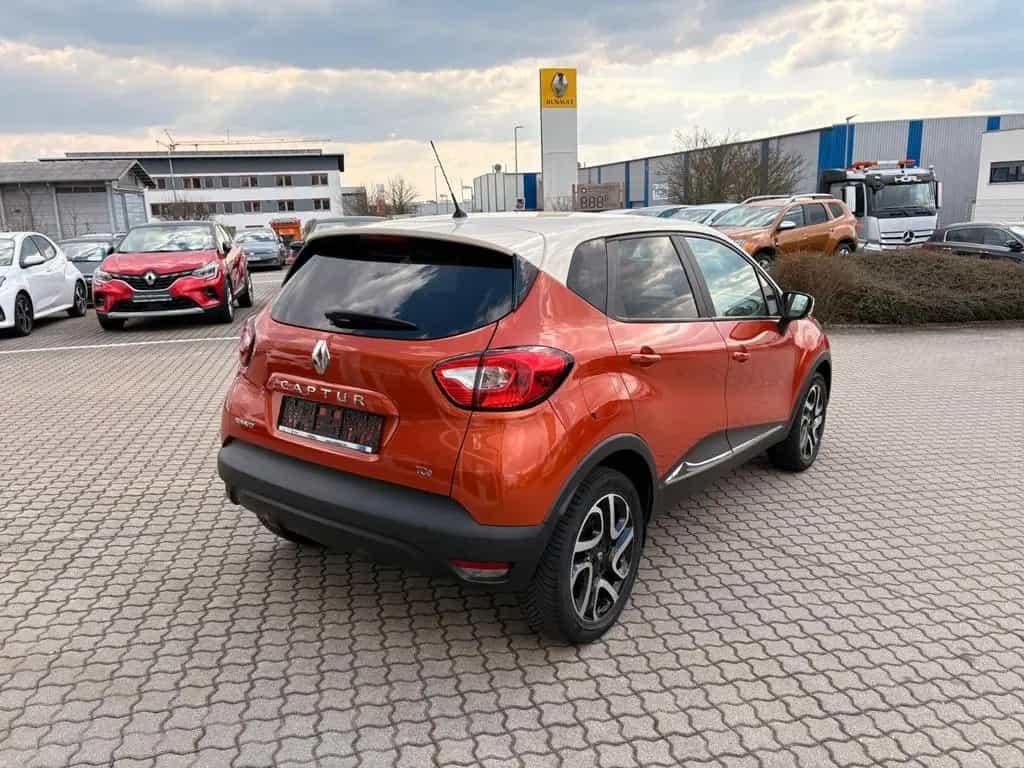 Renault Captur Dynamique 09/2016-photo-4
