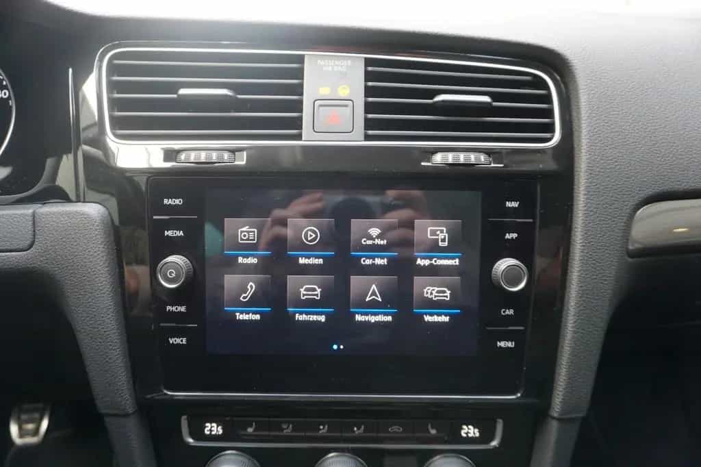 Volkswagen Golf VII Var. IQ.DRIVE NAVI, LED, SITZHEIZUNG 12/2019-photo-6