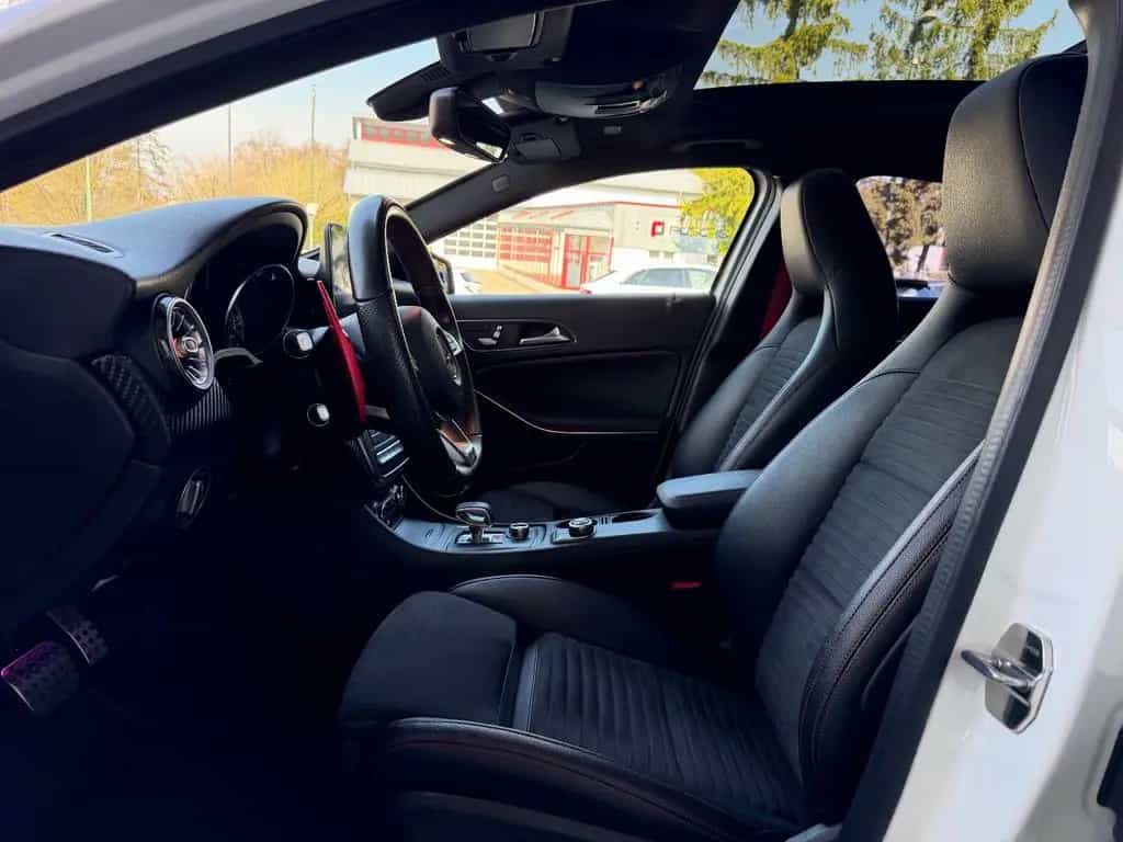 Mercedes-Benz A-Class AMG 4Matic 7G-DCT/HARMAN/SP-ABG/PANO/RFK/MEM 04/2018-photo-11