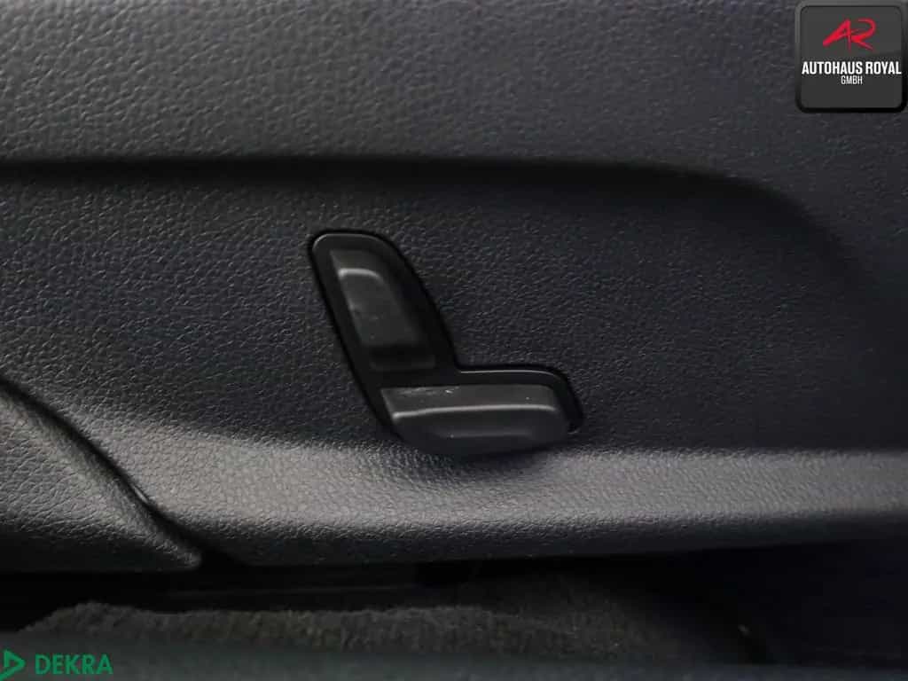 Mercedes-Benz C 220 d T Avantgarde NIGHT WIDE,PANORAMA,KEYLESS 01/2019-photo-25
