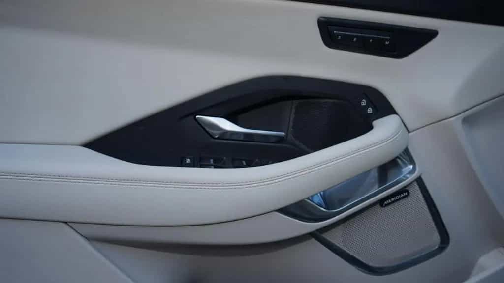 Jaguar E-Pace D200 SE AWD*LEDER BEIGE*20"ALU 02/2022-photo-29