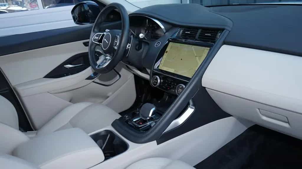 Jaguar E-Pace D200 SE AWD*LEDER BEIGE*20"ALU 02/2022-photo-4