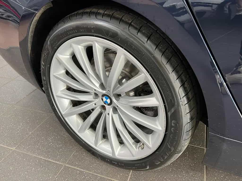 BMW 5 Series 520 d Touring Luxury Line UVP 90.569,00 EURO 12/2018-photo-11