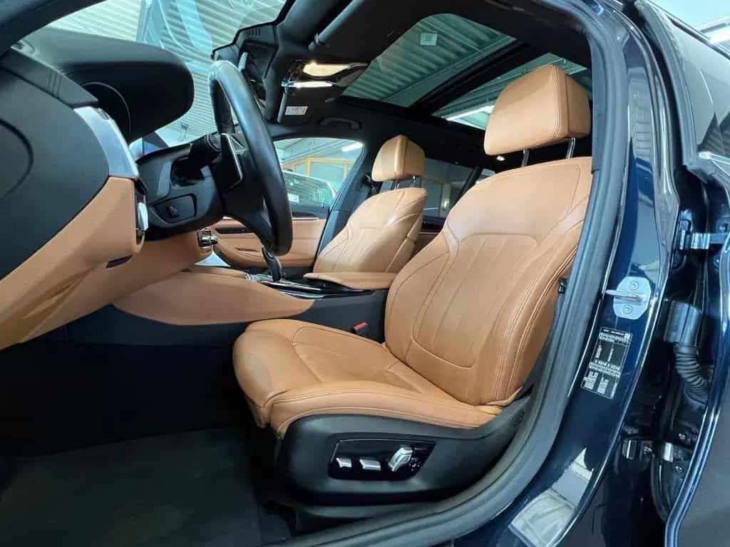 BMW 5 Series 520 d Touring Luxury Line UVP 90.569,00 EURO 12/2018-photo-24