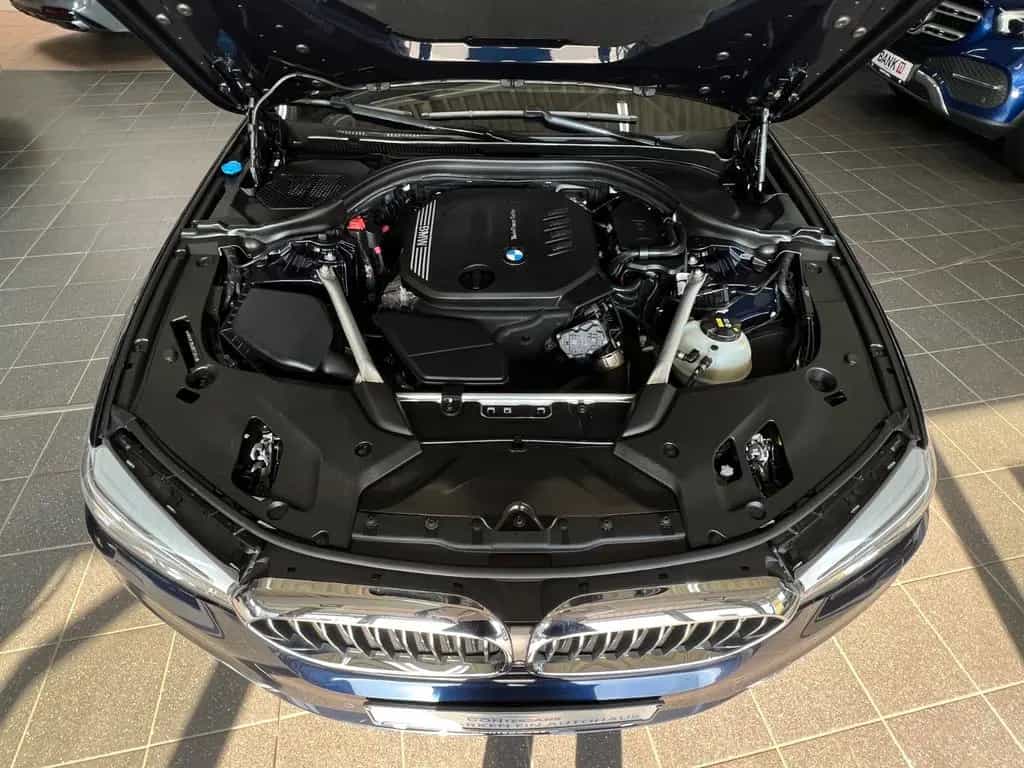 BMW 5 Series 520 d Touring Luxury Line UVP 90.569,00 EURO 12/2018-photo-3