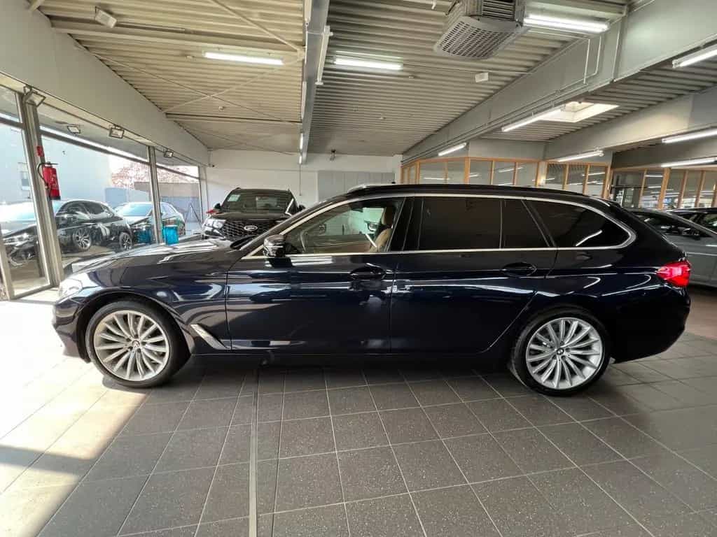 BMW 5 Series 520 d Touring Luxury Line UVP 90.569,00 EURO 12/2018-photo-5