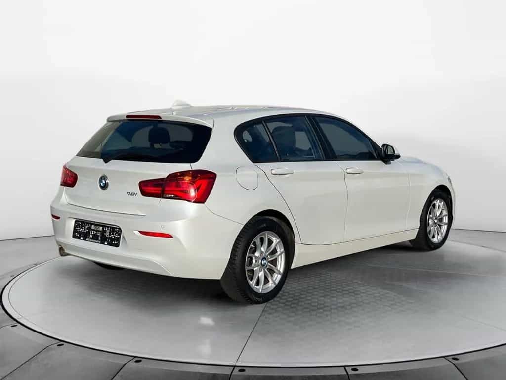 BMW 118 i Lim. 5-trg. Advantage NAVI*PDC*SZHG*LED 02/2019-photo-22
