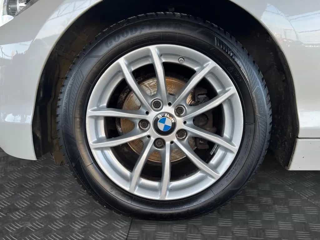 BMW 118 i Lim. 5-trg. Advantage NAVI*PDC*SZHG*LED 02/2019-photo-26