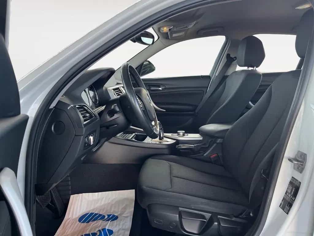 BMW 118 i Lim. 5-trg. Advantage NAVI*PDC*SZHG*LED 02/2019-photo-3