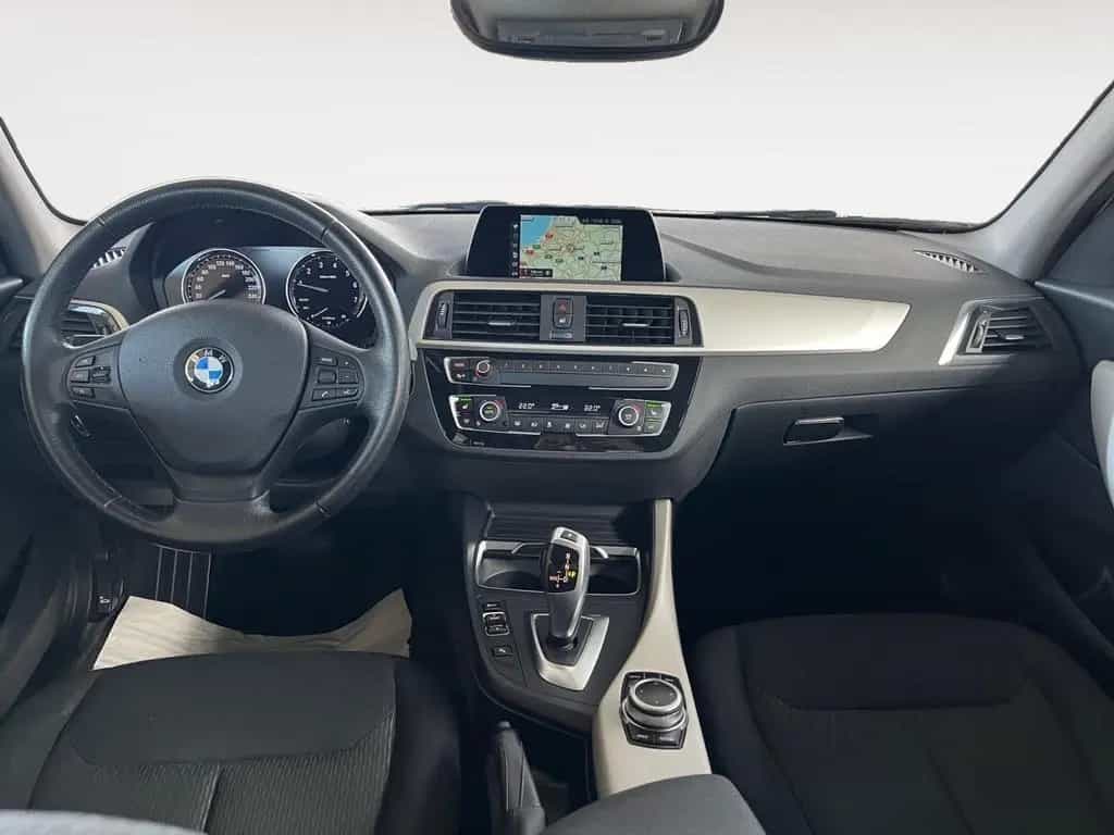 BMW 118 i Lim. 5-trg. Advantage NAVI*PDC*SZHG*LED 02/2019-photo-7