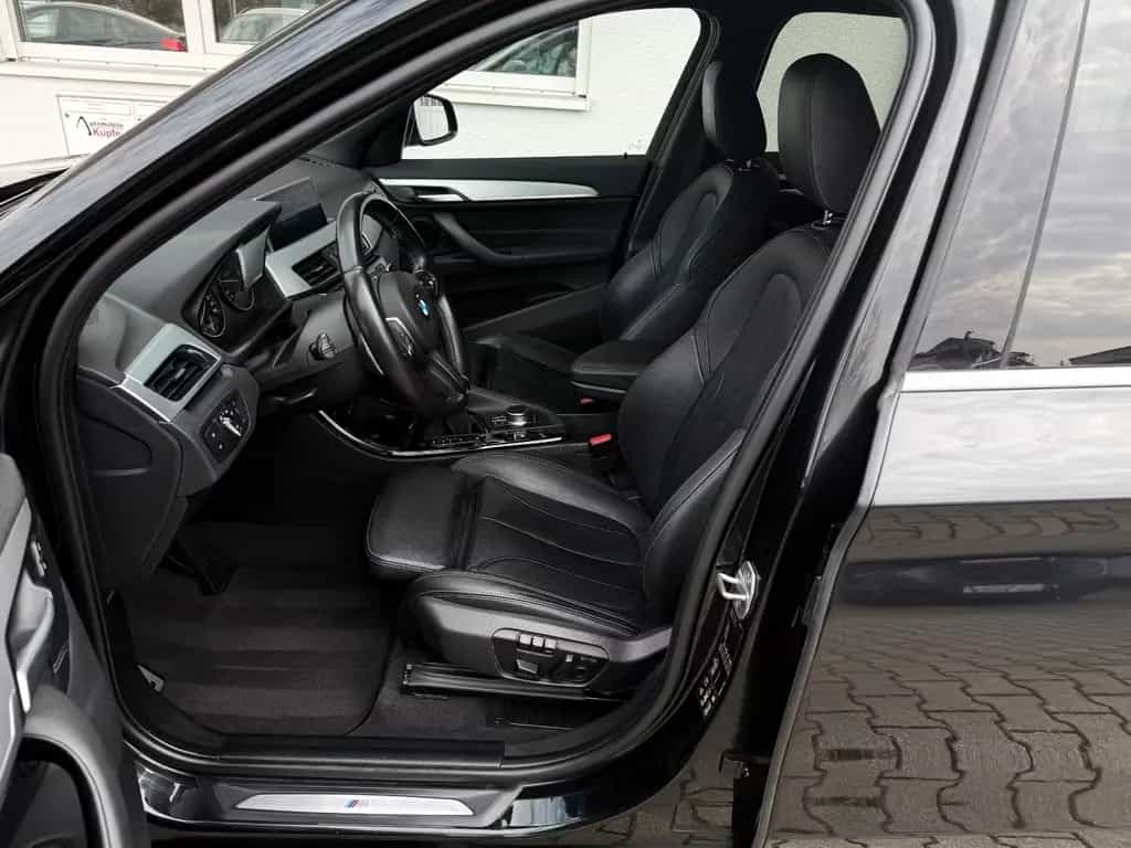 BMW X1 xDrive20d Automatik Leder Navi LED PANO PDC 02/2017-photo-15