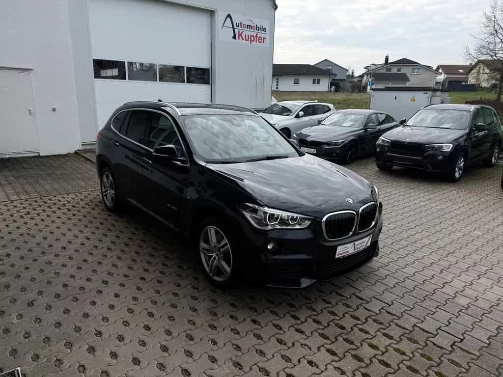 BMW X1 xDrive20d Automatik Leder Navi LED PANO PDC 02/2017-photo-36
