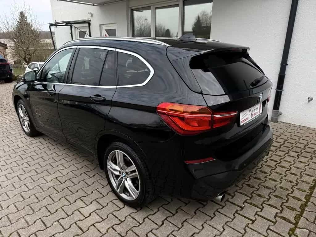 BMW X1 xDrive20d Automatik Leder Navi LED PANO PDC 02/2017-photo-4