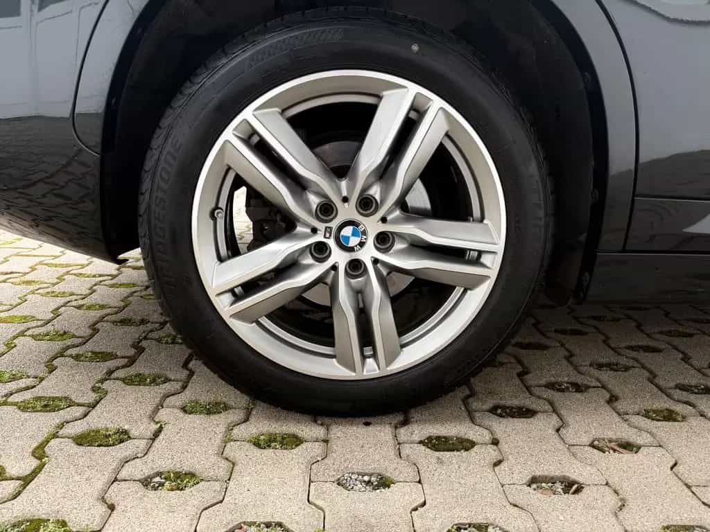 BMW X1 xDrive20d Automatik Leder Navi LED PANO PDC 02/2017-photo-9