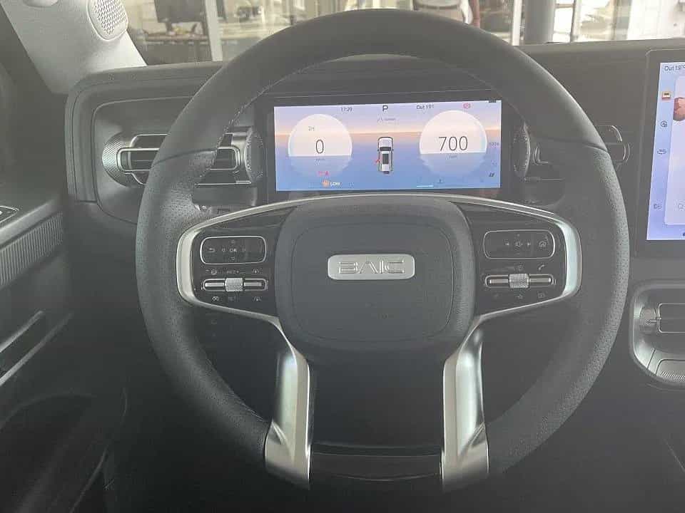 BAIC BJ40 Pro 10/2025-photo-8