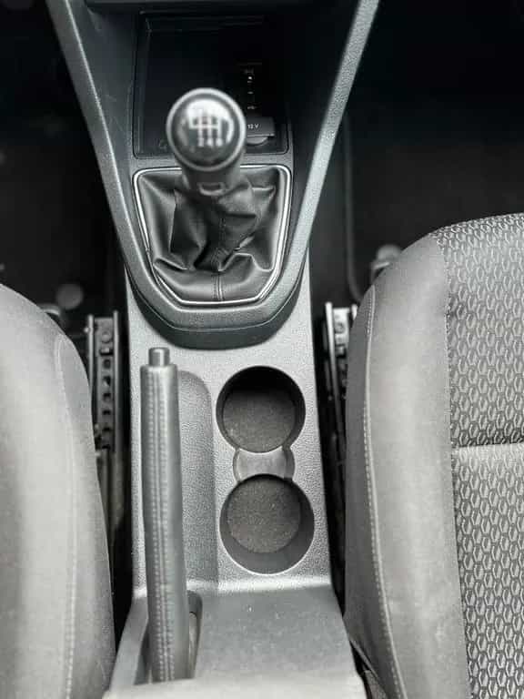 Volkswagen Caddy Maxi BMT 7 SITZER NAVI SHZ AHK 09/2019-photo-26