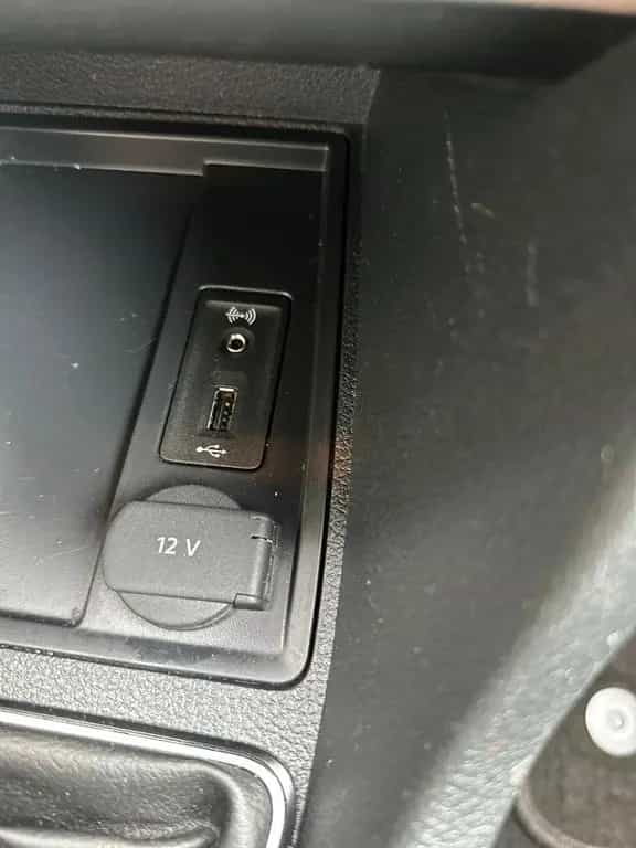 Volkswagen Caddy Maxi BMT 7 SITZER NAVI SHZ AHK 09/2019-photo-27