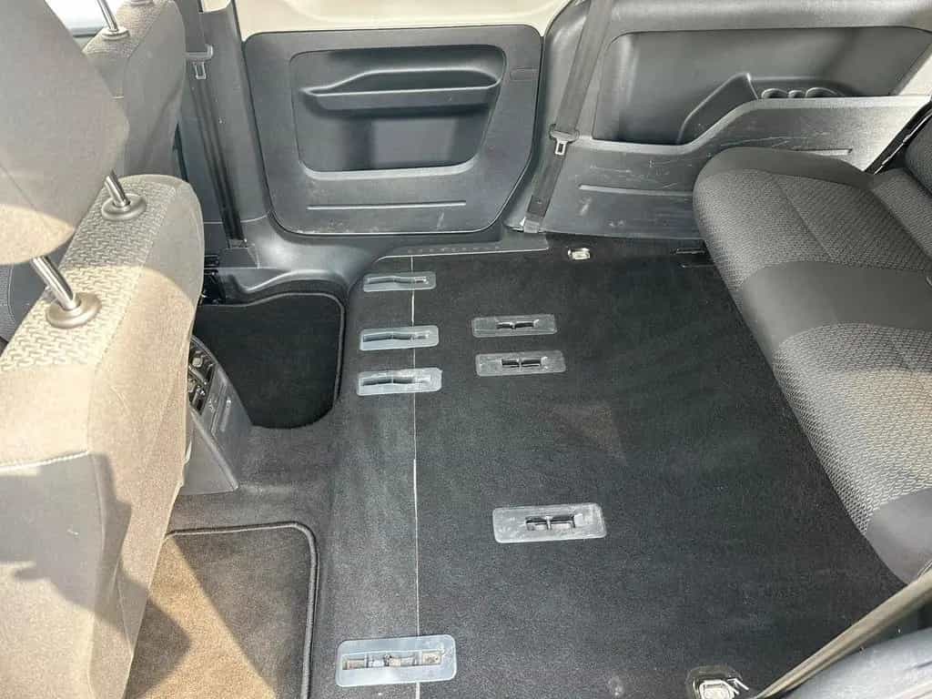 Volkswagen Caddy Maxi BMT 7 SITZER NAVI SHZ AHK 09/2019-photo-44