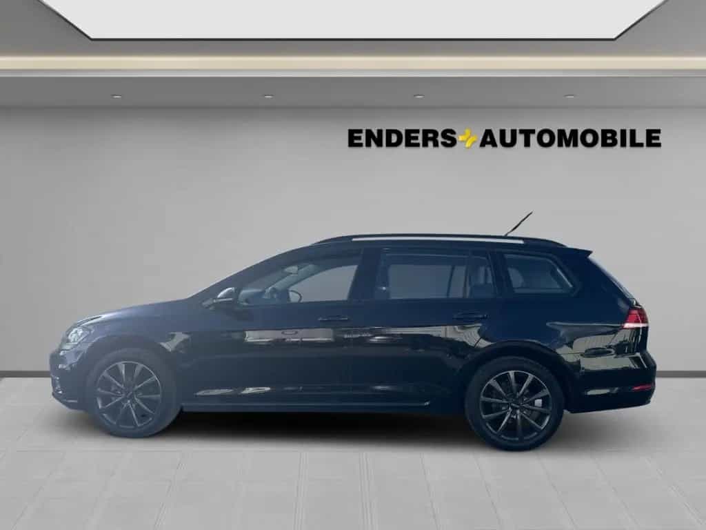 Volkswagen Golf Variant Comfortline++NAVI++PDC++ 03/2019-photo-0