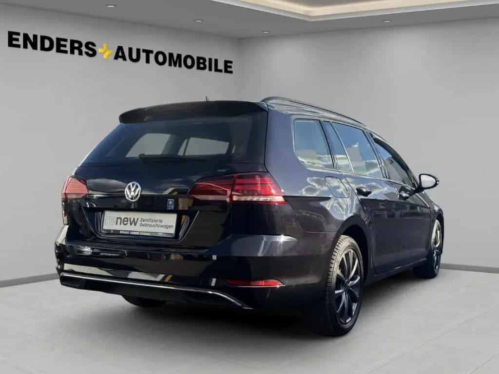 Volkswagen Golf Variant Comfortline++NAVI++PDC++ 03/2019-photo-2