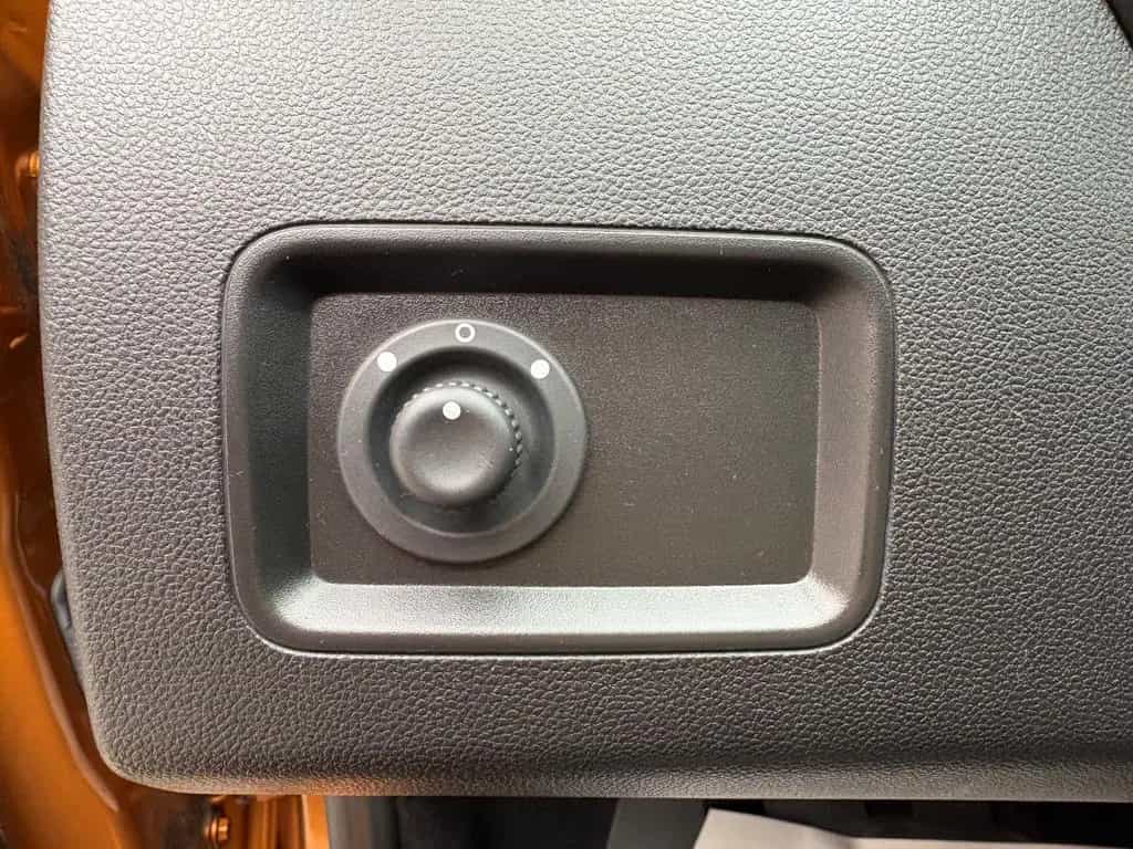 Dacia Duster II Comfort/NAVI/TEMP/KAM/S+W/1HAND 10/2019-photo-25