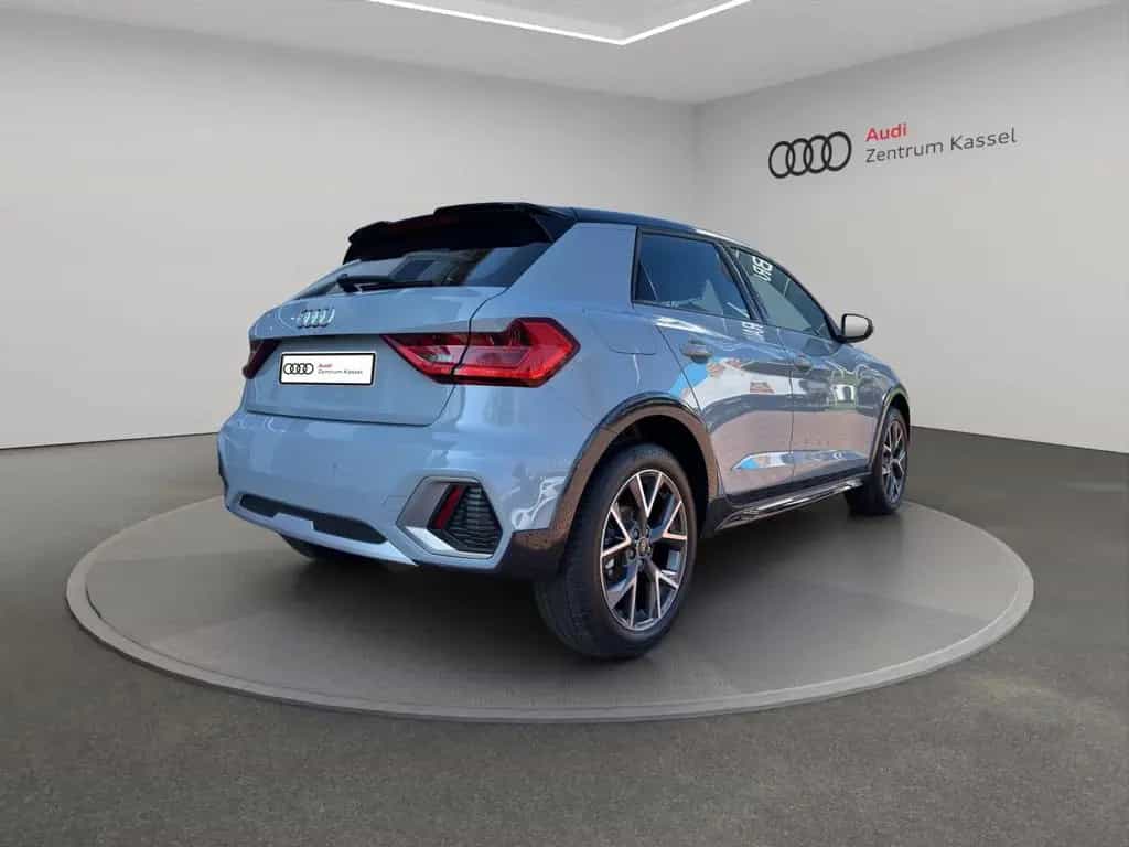 Audi A1 allstreet 30 TFSI S line LED CarPlay 17" 03/2026-photo-4