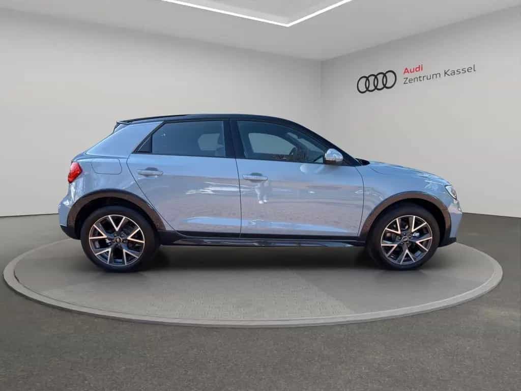 Audi A1 allstreet 30 TFSI S line LED CarPlay 17" 03/2026-photo-5