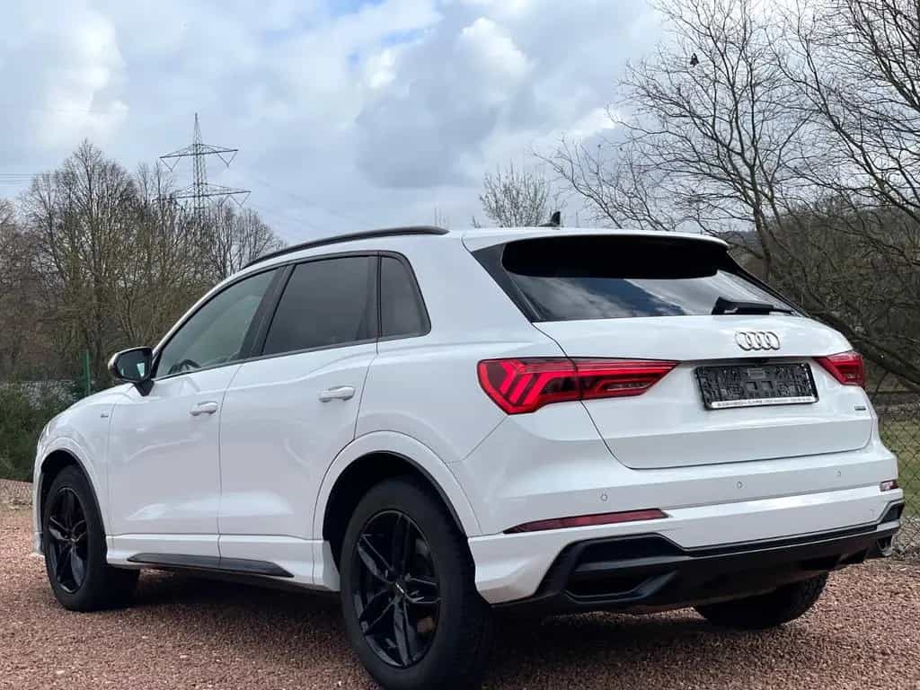 Audi Q3 40 TFSI *quattro* S line plus*RFK*AHK*Pano* 05/2019-photo-3