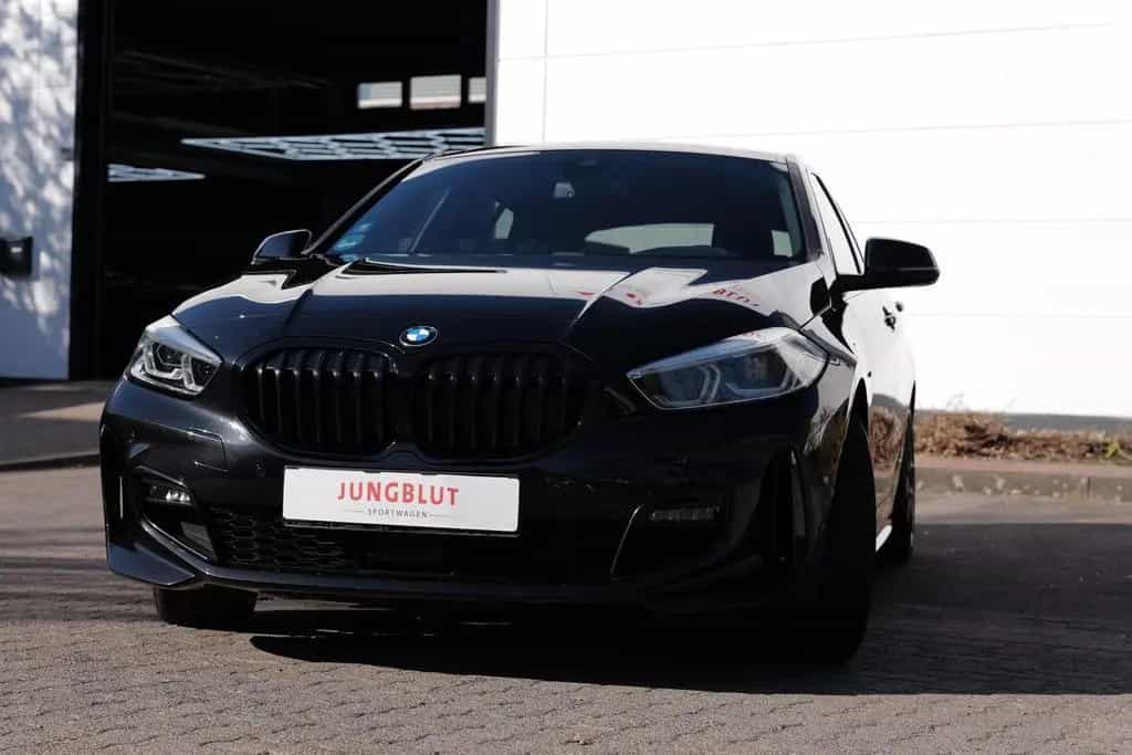 BMW 1 Series 120i M + BLACK SAPPHIRE + 2. Hand 06/2021-photo-24