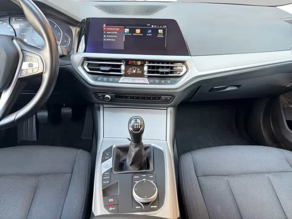 BMW 318 d Advantage DAB+ NAVI TEMP CARPLAY SHZ PDC 08/2020-photo-17
