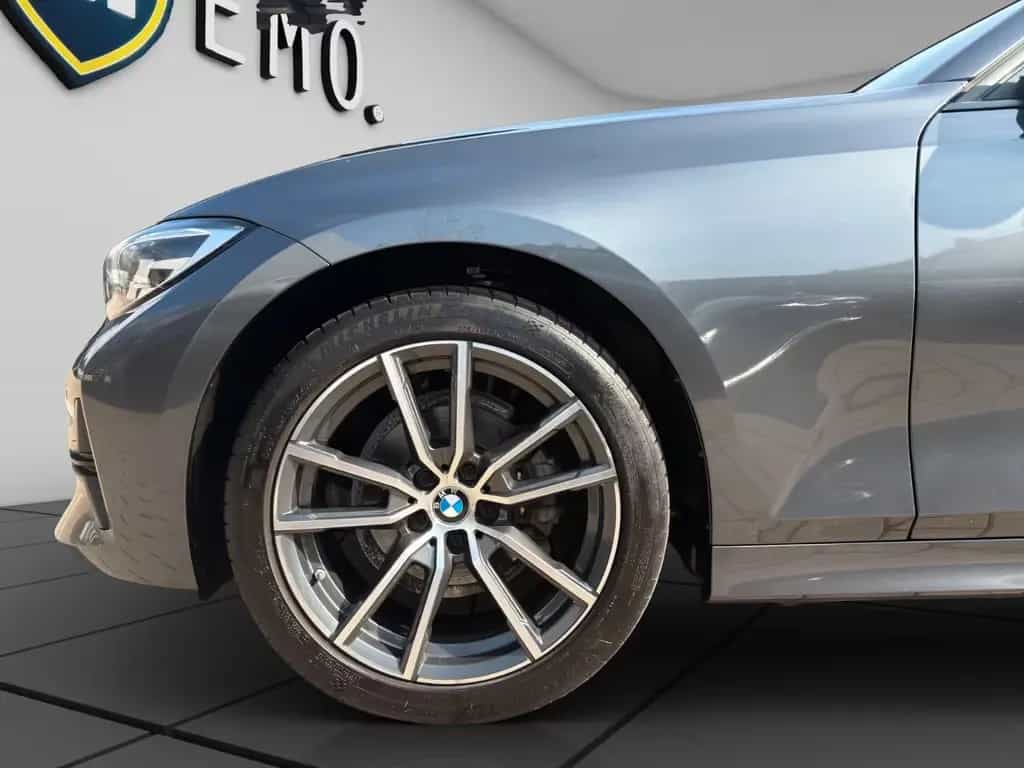 BMW 318 d Advantage DAB+ NAVI TEMP CARPLAY SHZ PDC 08/2020-photo-8