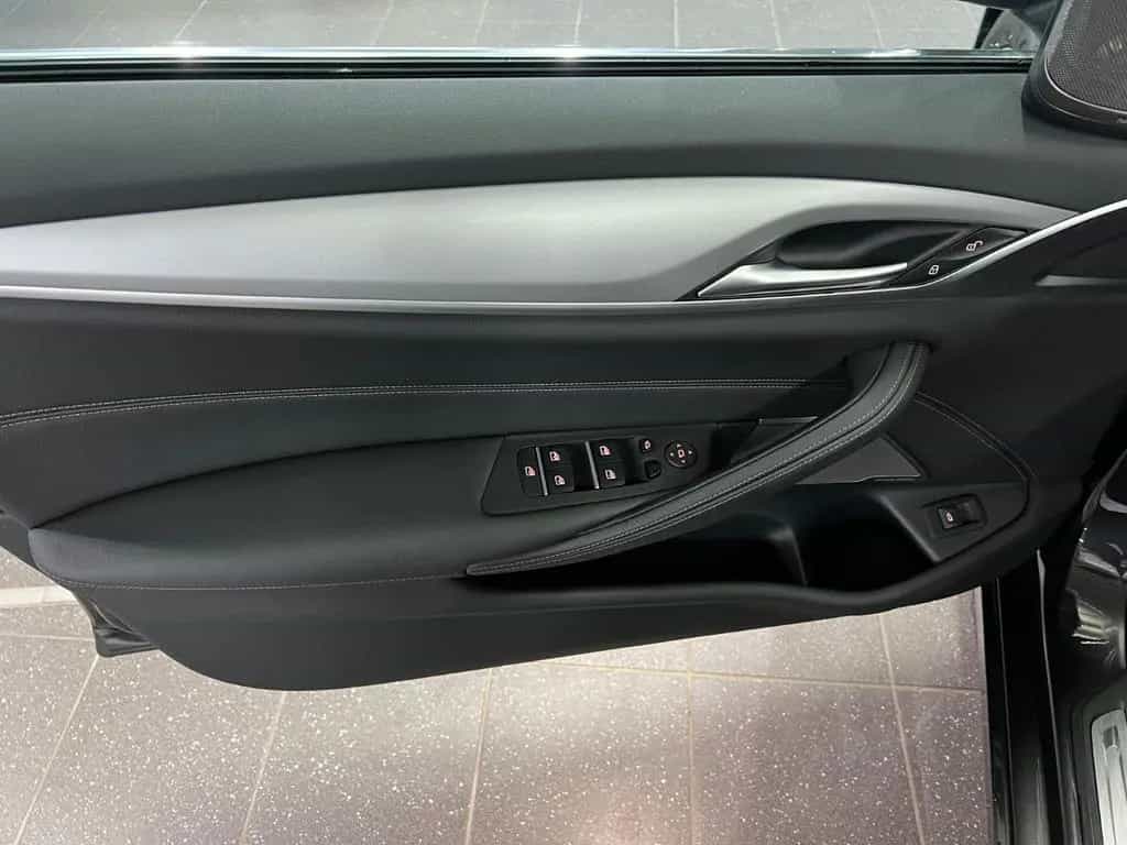 BMW 5 Series 520d Touring Harman-Kardon+Park Assist+Klima4Z 05/2023-photo-28