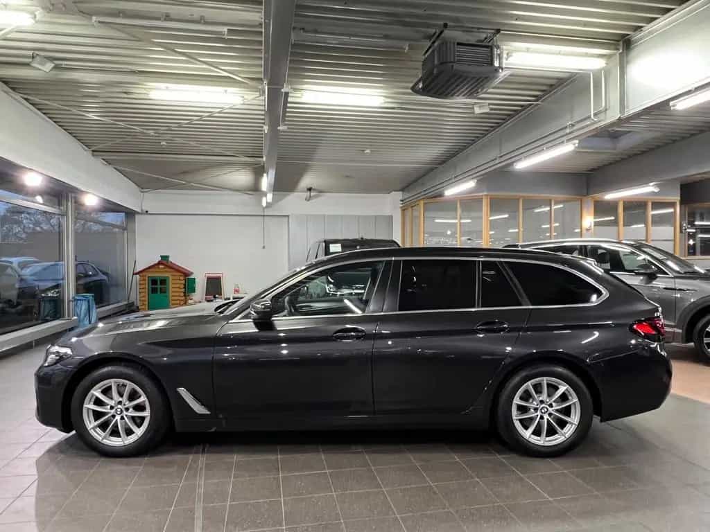 BMW 5 Series 520d Touring Harman-Kardon+Park Assist+Klima4Z 05/2023-photo-4