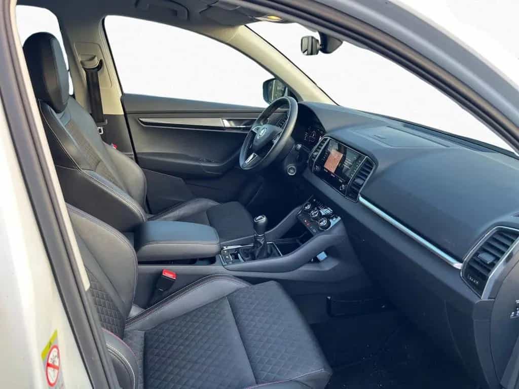 Skoda Karoq 1.5 TSI NAVI LED PDC SHZ LkHz Keyless-Entr 08/2019-photo-10