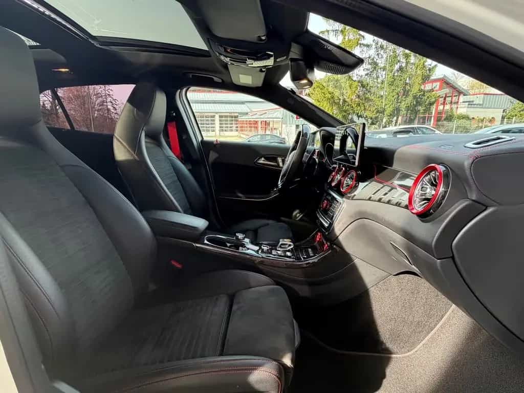 Mercedes-Benz GLA 45 AMG 4Matic 7G-DCT/PANO/KEYLES/RFK/HARMAN/ 05/2019-photo-14